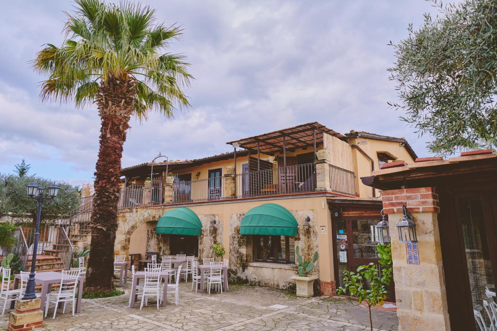 B&B Casale Degli Ulivi Avola Esterno foto