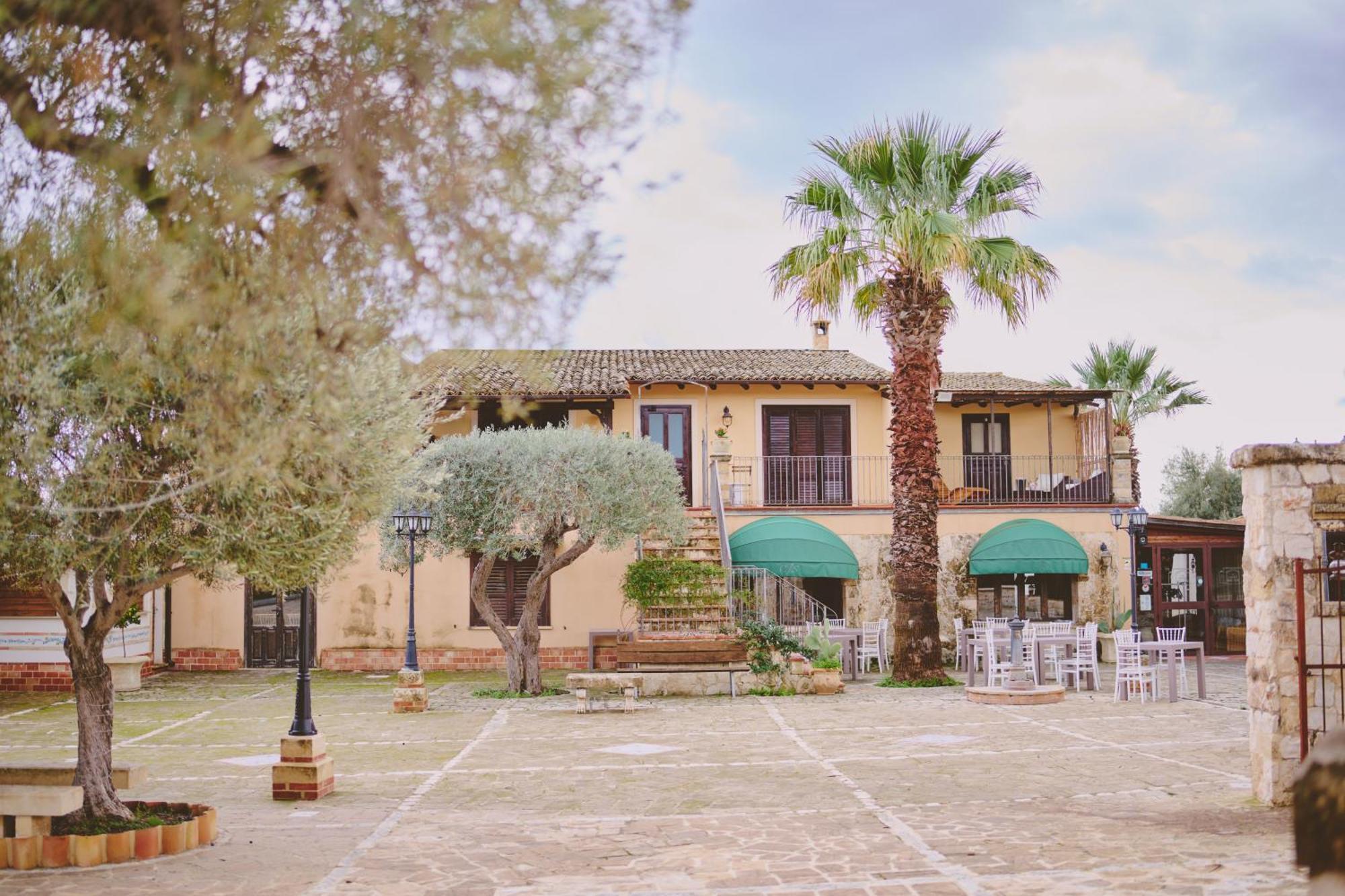 B&B Casale Degli Ulivi Avola Esterno foto